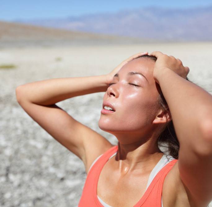 Dehydrierte Haut: Ursachen und Pflege